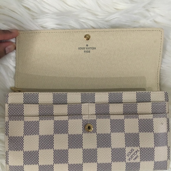 Wallet is SOLD LV Totally pm bag still available. - Picture 7 of 16